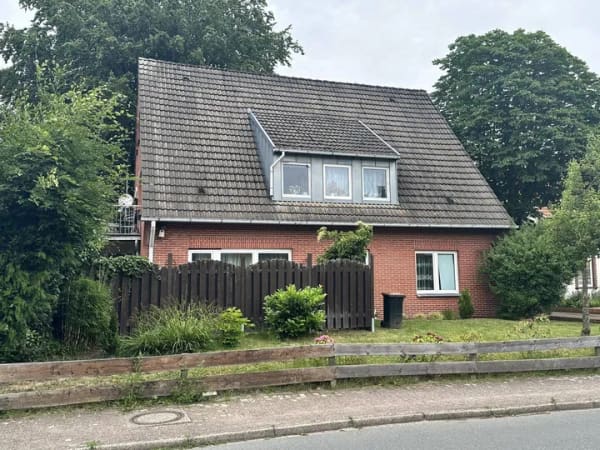 Immobilie in Wiefelstede - Renditeobjekt im Zentrum von Wiefelstede - Bild 2
