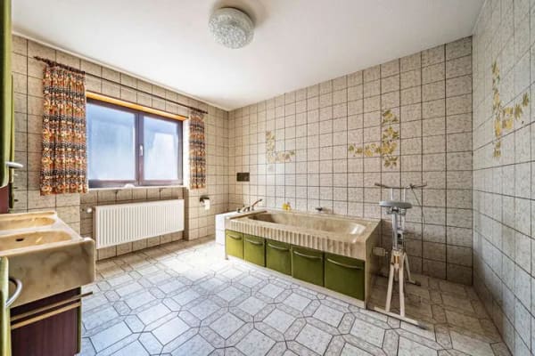 Immobilie in Schönbrunn - Außergewöhnlich großzügiges Wohnhaus in naturnaher Lage! - Bild 4