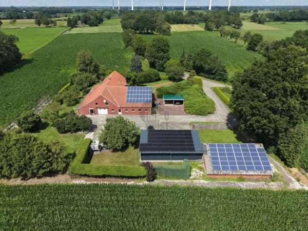 Immobilie in Barßel - TRAUMHAFTER RESTHOF IN ALLEINLAGE MIT BIS ZU 14 HA - IDEAL FÜR MEHRGENERATIONEN & TIERHALTUNG - Bild 1