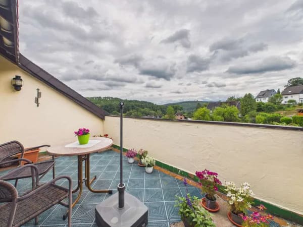 Immobilie in Wilnsdorf - Wohnen und Mieteinnahme unter einem Dach: Einfamilienhaus mit Einliegerwohnung im Siegerland - Bild 4