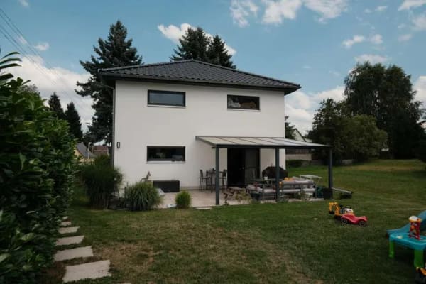 Immobilie in Frankenthal - Neuwertiges, modernes Einfamilienhaus im Umland von Dresden - Bild 1