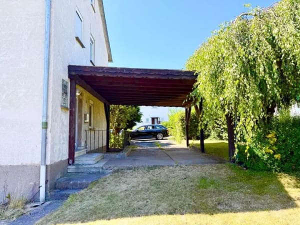 Immobilie in Friedewald - Doppelhaushälfte mit Garten und viel Potenzial in Friedewald! - Bild 2