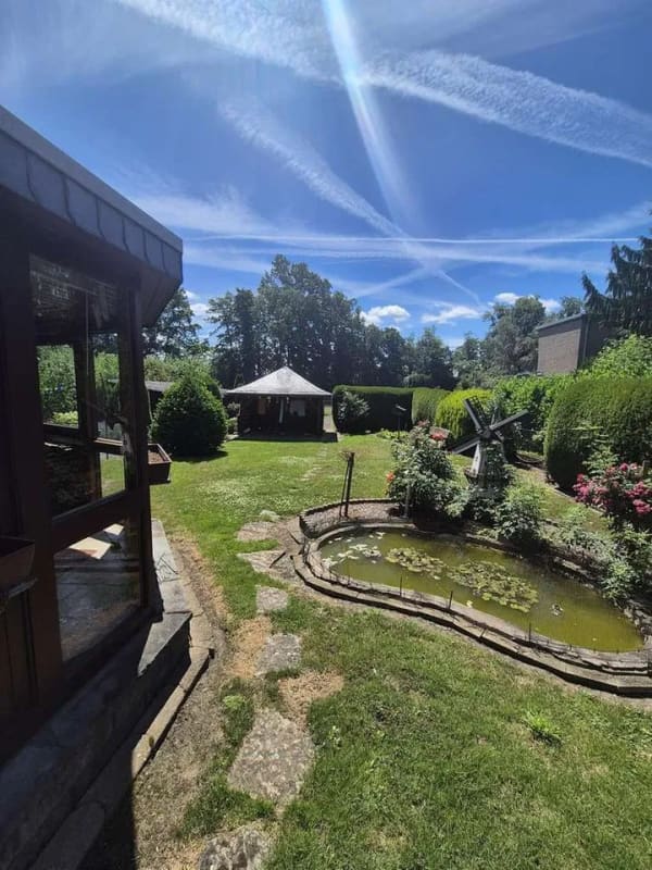 Immobilie in Bückeburg - Charmantes Einfamilienhaus mit traumhaftem Südgarten, Wintergarten und Doppelgarage - Bild 3