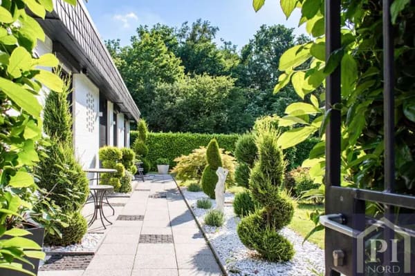 Immobilie in Altenholz - Großzügiger Flachdachbungalow in Altenholz-Klausdorf - Bild 2