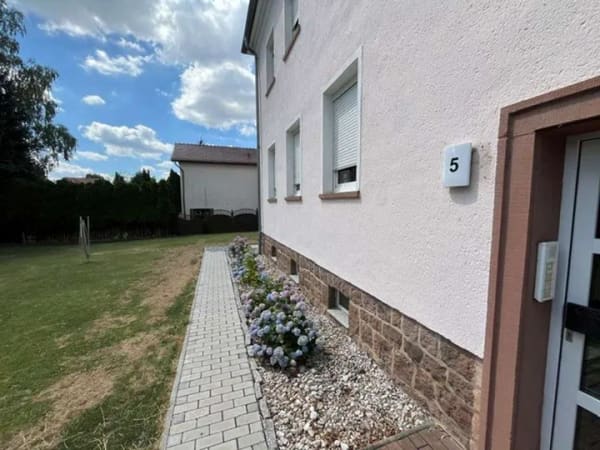 Immobilie in Borna - 3 Raum  +  Garage perfekt für Eigennutzer - Bild 1