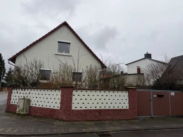 Immobilie in Groß-Rohrheim - PROVISIONSFREI!!! Ideal für 2 Generationen oder Handwerker! - Bild 0