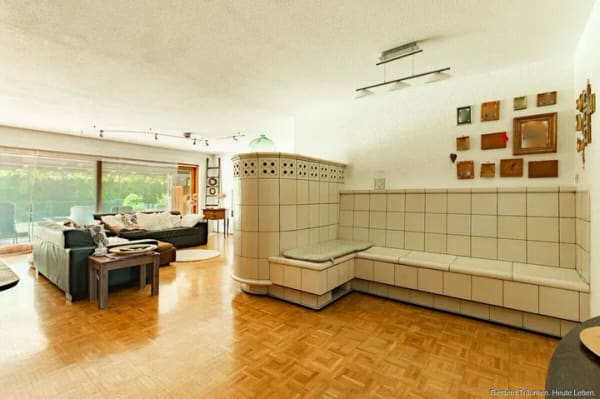Immobilie in Löffingen - Großzügiges Wohnhaus am Kurpark - Platz für Familie, mehrere Generationen oder bis zu drei Einheiten - Bild 1
