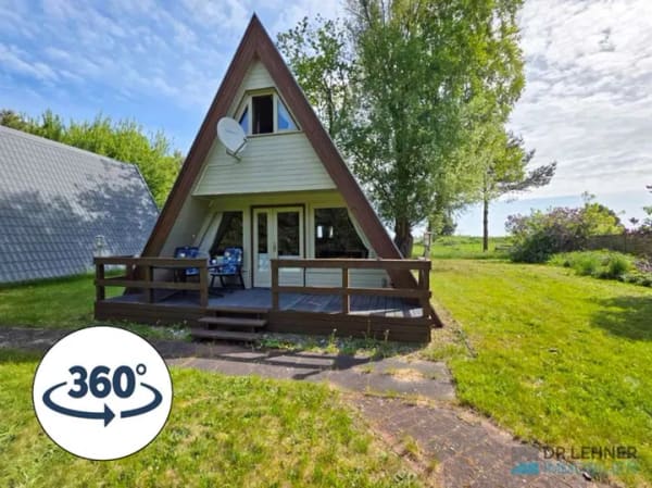 Immobilie in Kröslin - Dr. Lehner Immobilien NB - 
Ferienhaus mit großem Grundstück an der  Ostsee - Bild 1