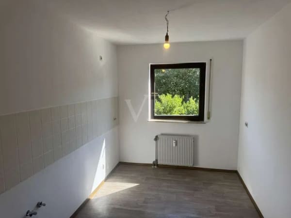 Immobilie in Bad Mergentheim - Frisch renovierte, bezugsfertige Wohnung mit Balkon ! - Bild 4
