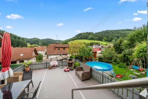 Immobilie in Gutach im Breisgau - Einfamilienhaus mit vielfältigen Möglichkeiten in idyllischer Lage!  - Bild 0