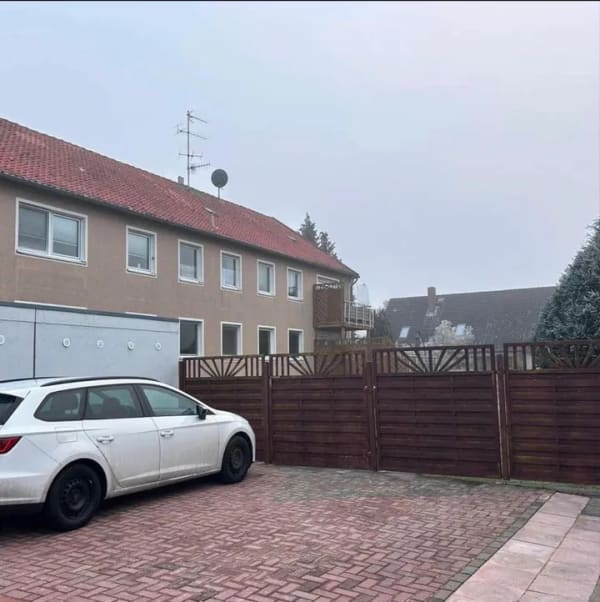 Immobilie in Schöppenstedt - MEHRFAMILIENHAUS MIT 5 WOHNEINHEITEN, 4 GARAGEN & GARTEN - Bild 0
