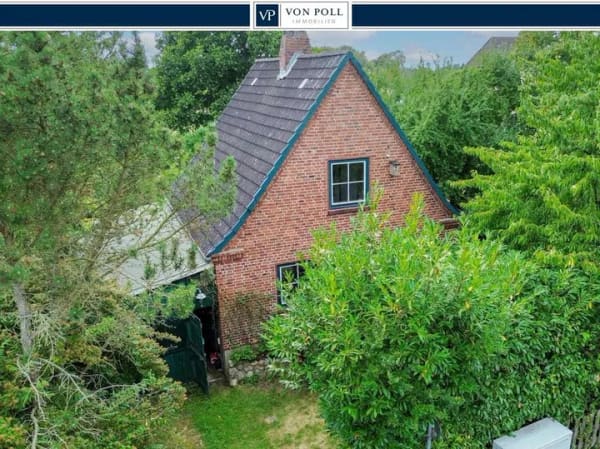 Immobilie in Dersau - Charmantes Backsteinhaus mit großem Garten und Werkraum - Ideal für Familienmomente - Bild 0
