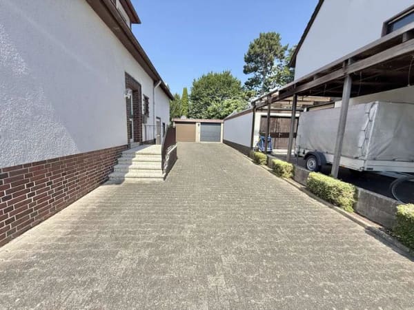 Immobilie in Rheda-Wiedenbrück - Großzügiges Ein- bis Zweifamilienhaus in ruhiger Lage von Rheda - Bild 3