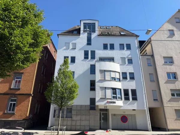 Immobilie in Ulm - Gemütliche 2,5-Zimmer-Dachgeschoss-Wohnung in Ulm in zentraler Stadtlage mit 65 m² Grundfläche - Bild 0