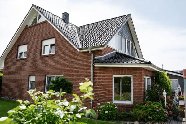 Immobilie in Hemmoor - Courtagefrei Top gepflegtes Niedrigenergiehaus mit großzügigem Wohnbereich, beheiztem Wintergarten und separater Gästewohnung - Bild 4