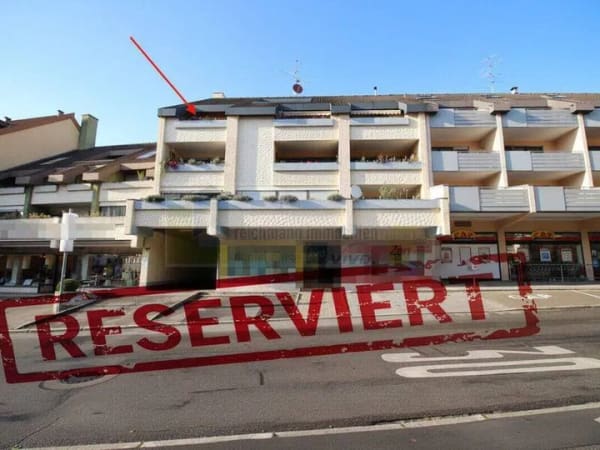 Immobilie in Bad Dürrheim - Helle 2-Zimmer-Dachgeschosswohnung mit Dachterrasse/Loggia im Herzen von Bad Dürrheim - Bild 0