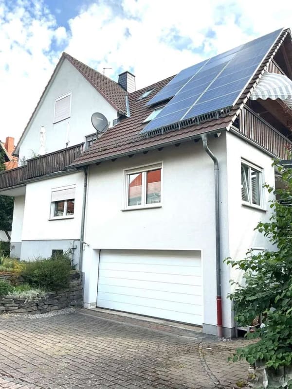 Immobilie in Ahnatal - Ahnatal-OT - Großzügiges, wertvolles Mehrfamilienhaus in ruhiger Lage - Bild 2