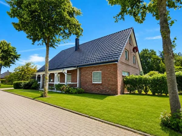 Immobilie in Wanderup - ASMUSSEN IMMOBILIEN - Energieeffizient - 9 Zimmer vor den Toren Flensburgs - Bild 1