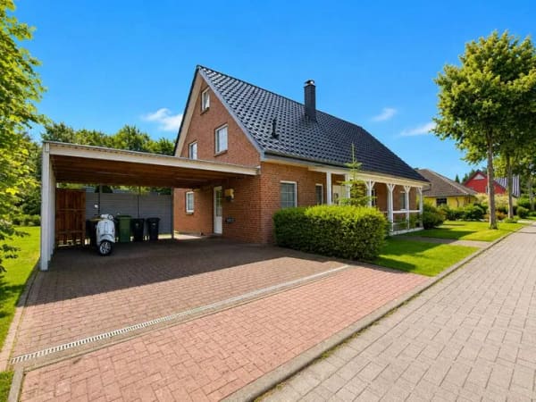 Immobilie in Wanderup - ASMUSSEN IMMOBILIEN - Energieeffizient - 9 Zimmer vor den Toren Flensburgs - Bild 2