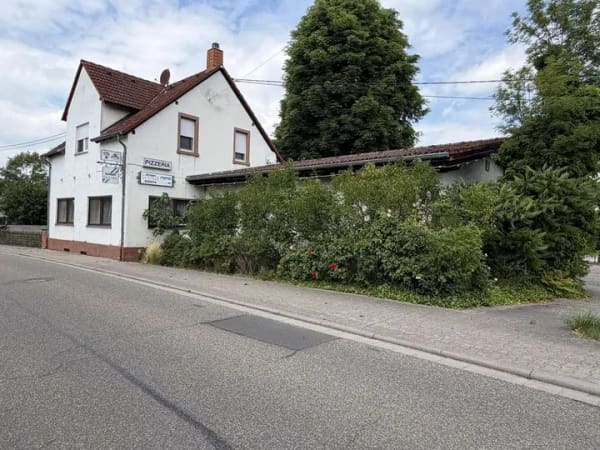 Immobilie in Hamm am Rhein - Ein Objekt, mit vielen Möglichkeiten! Gaststätte mit 2 Wohneinheiten! - Bild 2
