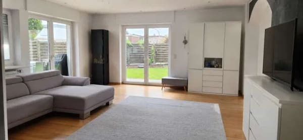 Immobilie in Harsewinkel - Großzügige 6-Zimmer-Wohnung mit Garten - keine Maklerprovision  - Bild 0
