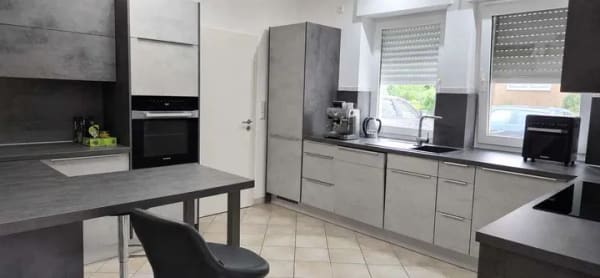 Immobilie in Harsewinkel - Großzügige 6-Zimmer-Wohnung mit Garten - keine Maklerprovision  - Bild 1
