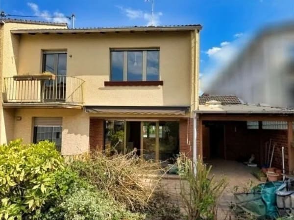 Immobilie in Kruft - Familienfreundliche Doppelhaushälfte mit Garten, Terrasse und Garage - Bild 1