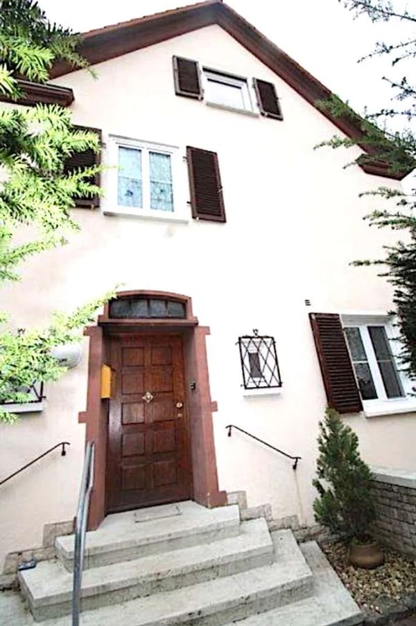 Immobilie in Schkopau - Viel Platz in Schkopau: Großzügiges Einfamilienhaus - Bild 0