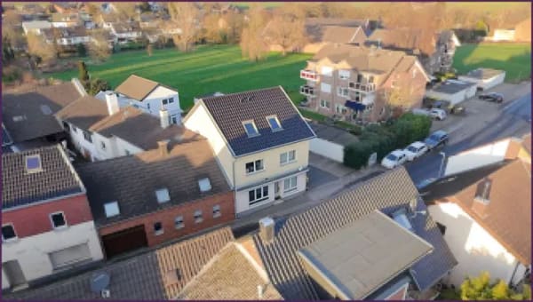 Immobilie in Elsdorf - Modern & Energieeffizient | Bezugsfreies EFH + 3 separat vermietete Wohneinheiten - Bild 3