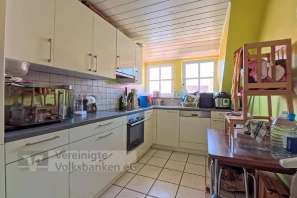 Immobilie in Neustetten - Charmante Maisonettewohnung mit Loggia und Carport in begehrter Wohnlage - Bild 2