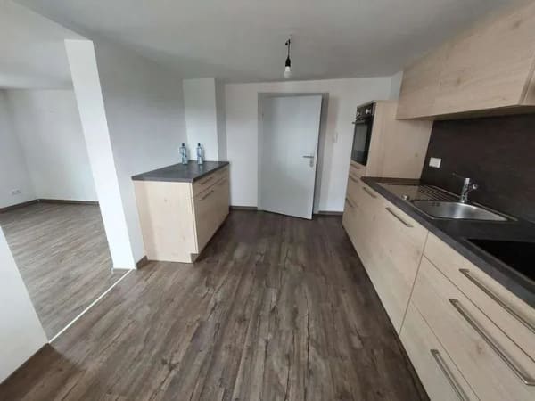 Immobilie in Sonnenbühl - Geräumiges Haus mit 199 m² Wohnfläche - Bild 3