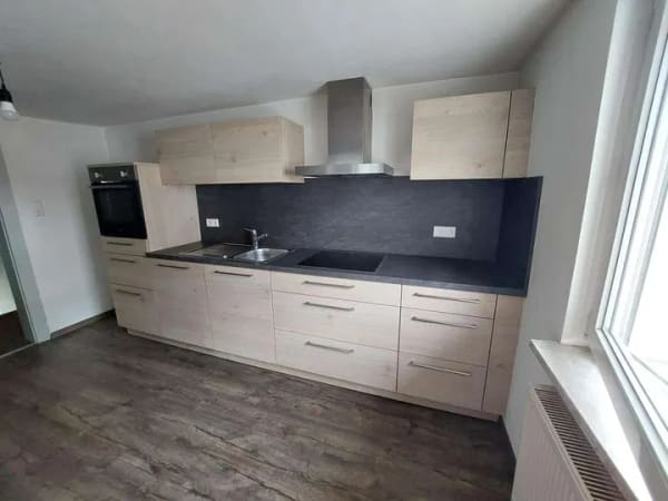 Immobilie in Sonnenbühl - Geräumiges Haus mit 199 m² Wohnfläche - Bild 4