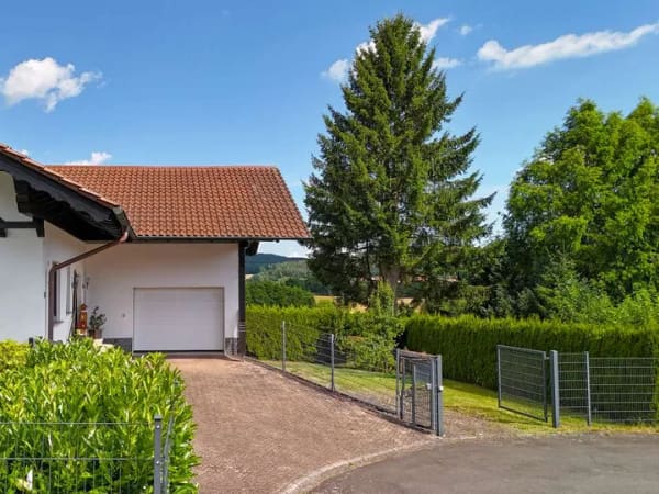 Immobilie in Flieden - Landhaus mit Charakter – großzügiges Wohnen in ruhiger Lage von Flieden - Bild 4