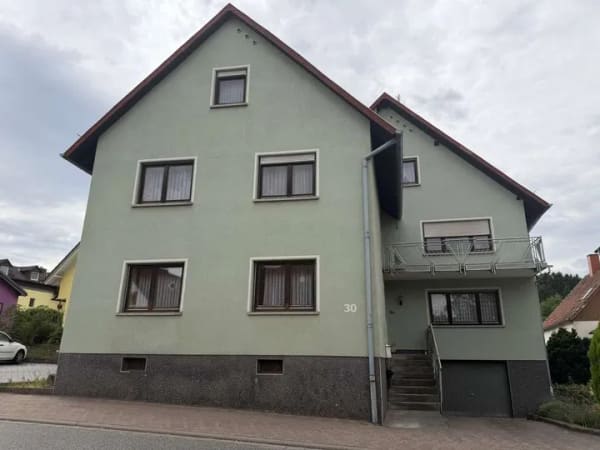 Immobilie in Brücken (Pfalz) - **TOLLE GELEGENHEIT**Interessantes großzügiges 2-FH mit Garten & Garage - gute Ortskernlage** - Bild 1