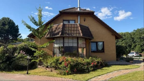 Immobilie in Altenhausen - Wohnen am Waldrand mit eigenem Pool! - Bild 4