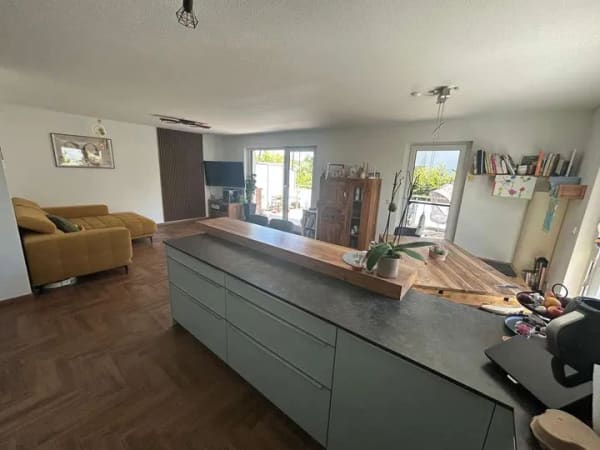 Immobilie in Kupferzell - Moderne 4-Zimmer-Wohnung mit Garten, Terrasse und 2 TG-Stellplätzen in Kupferzell ab sofort zu verka - Bild 4