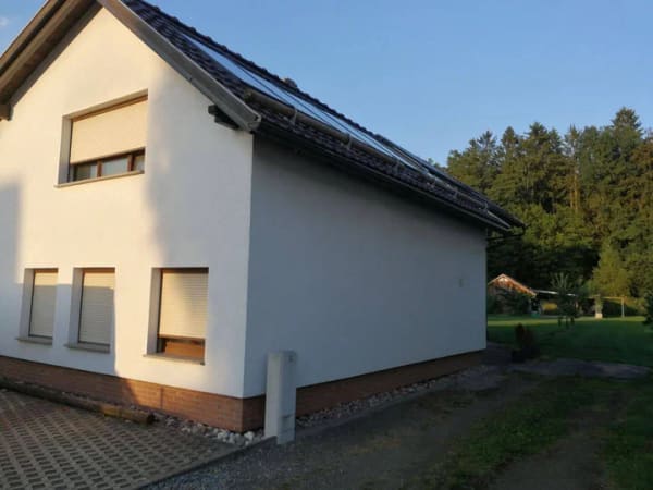 Immobilie in Steinbach-Hallenberg - Steinbach-Hallenberg,  Modernes Ein- Zweifamilienhaus mit Werkstatt, Garten und viel Potenzial - Bild 1