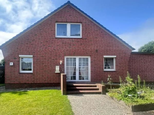 Immobilie in Albersdorf - Einfamilienhaus mit großem Garten und Garage mit Werkstatt in Albersdorf - Bild 1