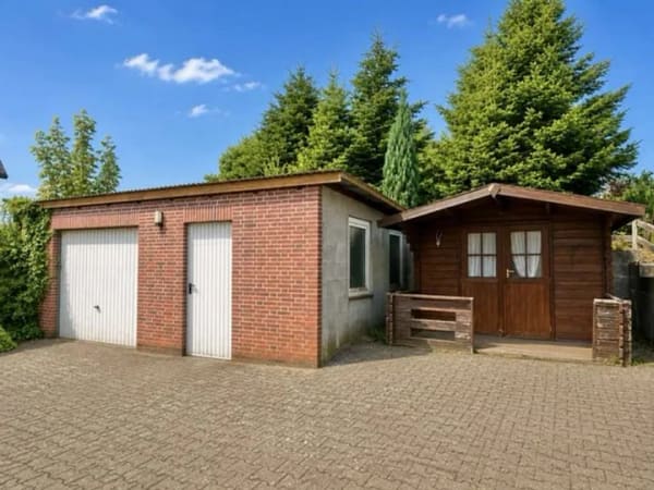 Immobilie in Albersdorf - Einfamilienhaus mit großem Garten und Garage mit Werkstatt in Albersdorf - Bild 3