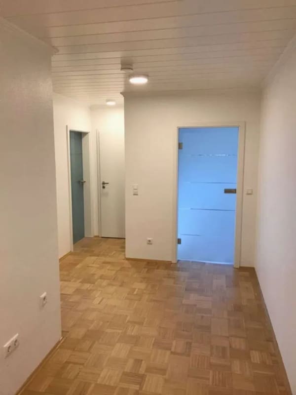 Immobilie in Bad Eilsen - Modernisierte 3-Zimmer-Wohnung mit Eichenparkett, 2 Balkonen & moderner Ausstattung in Bad Eilsen - Bild 3