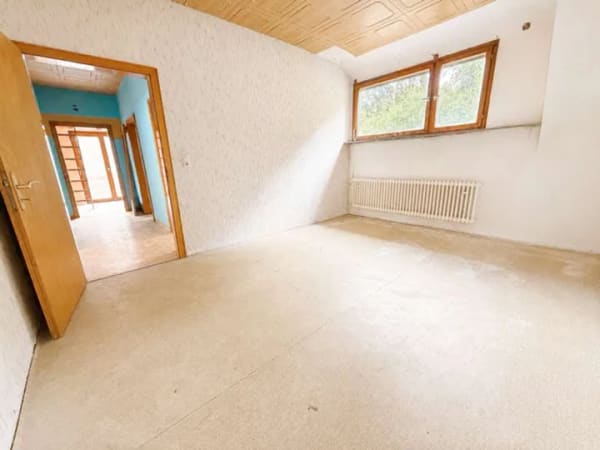 Immobilie in Großrosseln - Viel Raum für neue Ideen – Ein- bis Zweifamilienhaus mit vielseitigen Möglichkeitel in Großrosseln - Bild 3