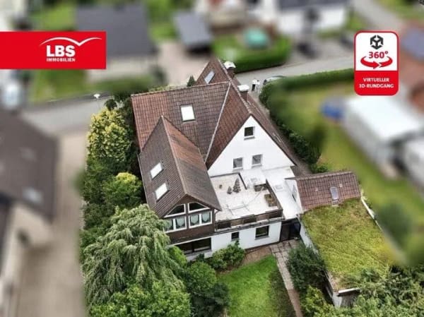 Immobilie in Blomberg - Zweifamilienhaus in bester Wohnlage mit Garten und Garage in Blomberg - Bild 1