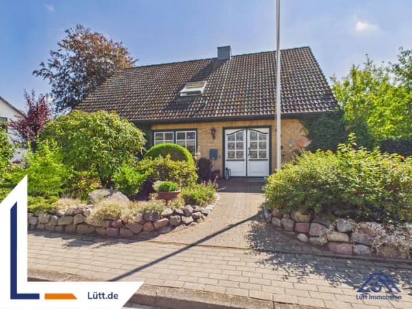 Immobilie in Schackendorf - Einfamilienhaus zum Kauf in 23795 Schackendorf | Lütt Immobilien Kiel | Provisionsfrei für Kaufende - Bild 0
