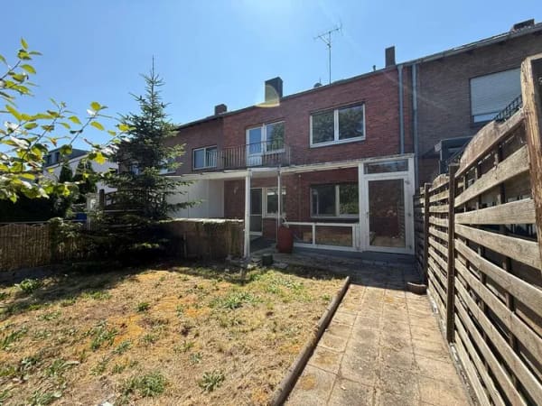 Immobilie in Kevelaer - Modernisierungsbedürftiges Reihenmittelhaus, ggf. 2-Fam.-Haus - Bild 2