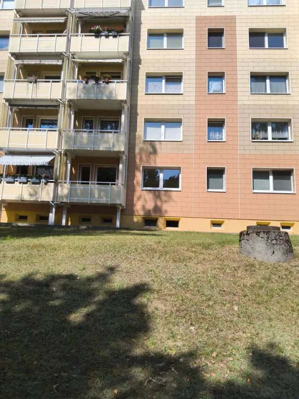 Immobilie in Neustrelitz - Superlage am Waldrand,sonnige 3Zimmerwohnung - Bild 1