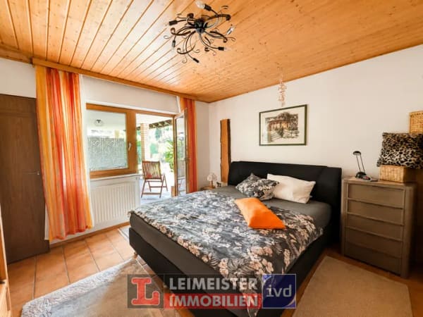 Immobilie in Krombach - NEU! Tolles Einfamilienhaus in Krombach – Wohnen direkt in der Natur - separate Einliegerwohnung! - Bild 4
