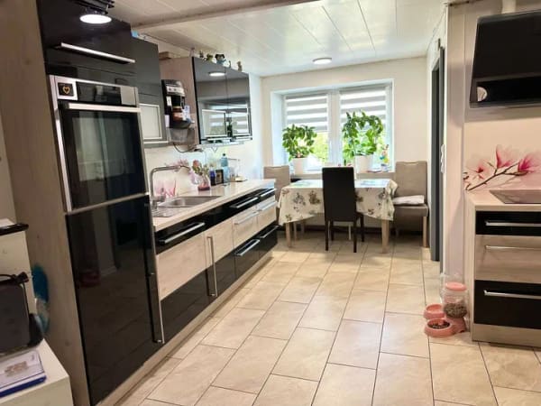 Immobilie in Gößweinstein - Großzügiges Ein- oder Mehrfamilienhaus in idyllischer und absolut ruhiger Lage - Bild 3