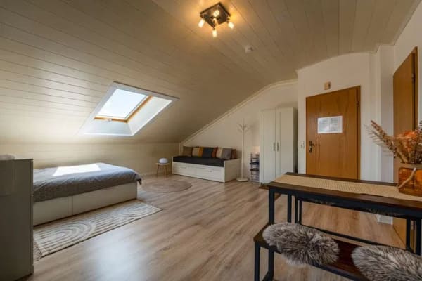 Immobilie in Bad Endorf - Helles, ruhiges Appartement in Top-Lage über den Dächern von Bad Endorf - Bild 2
