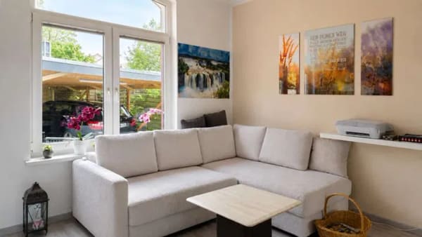 Immobilie in Barsbüttel - Altbauvilla mit Stil und Charme - ideal als Einfamilien- oder 2-Generationenhaus  - Bild 1