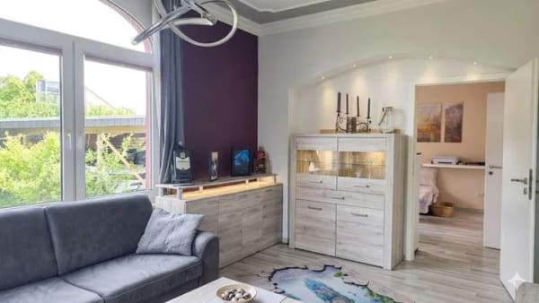 Immobilie in Barsbüttel - Altbauvilla mit Stil und Charme - ideal als Einfamilien- oder 2-Generationenhaus  - Bild 2